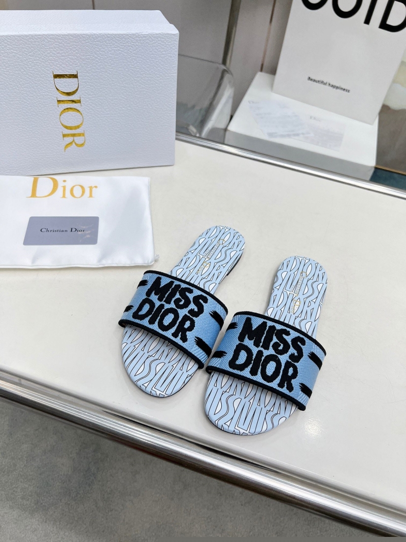 ch**an D*or slippers